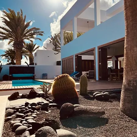 Costa Diseno